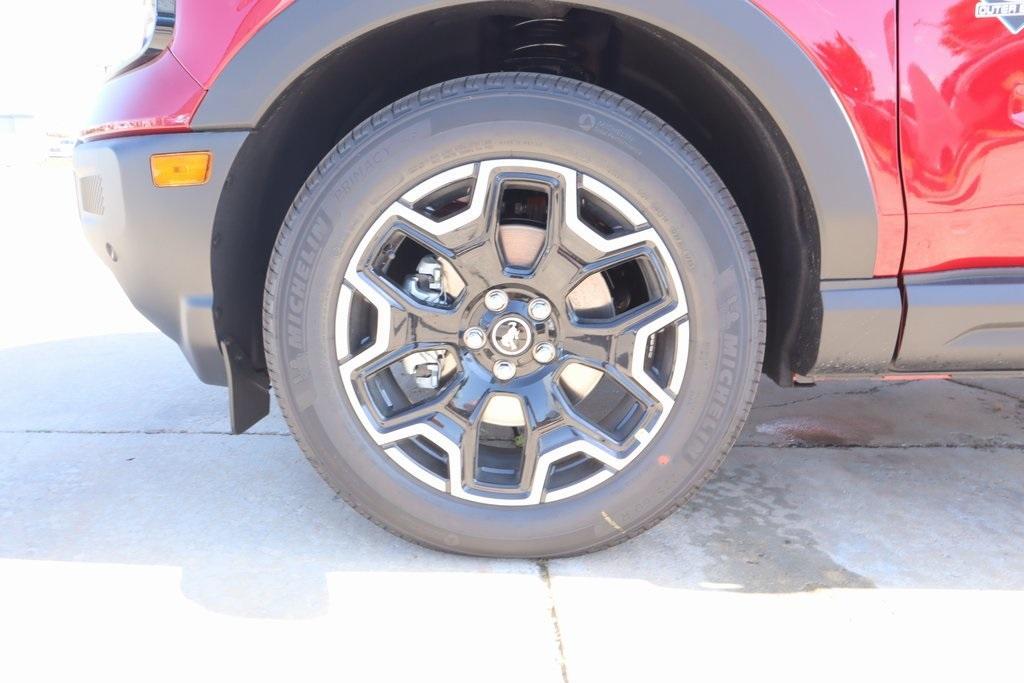 new 2025 Ford Bronco Sport car, priced at $35,128