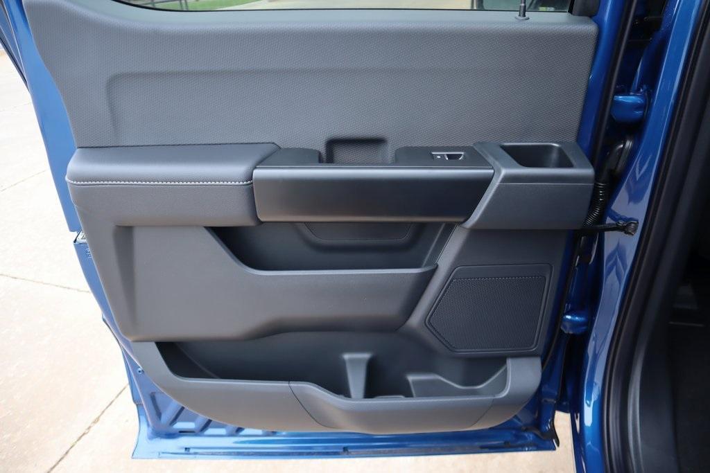 new 2025 Ford F-150 car, priced at $41,529