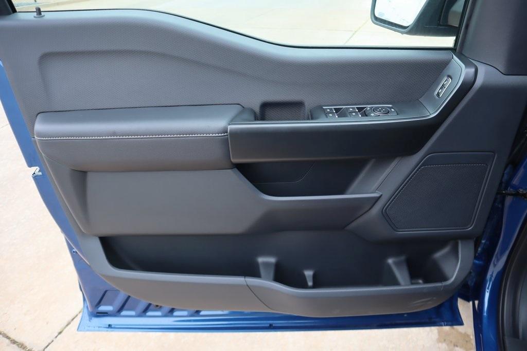 new 2025 Ford F-150 car, priced at $41,529