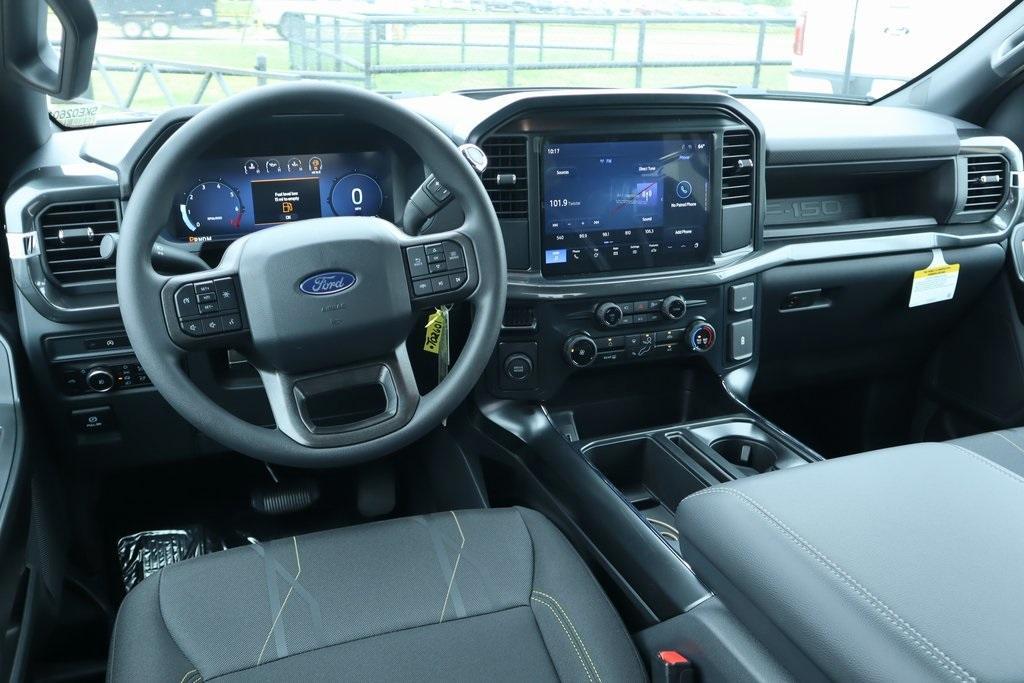 new 2025 Ford F-150 car, priced at $41,529