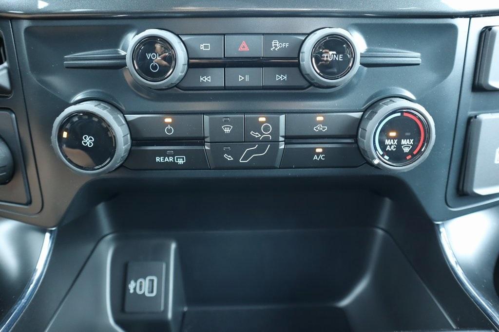 new 2025 Ford F-150 car, priced at $41,529