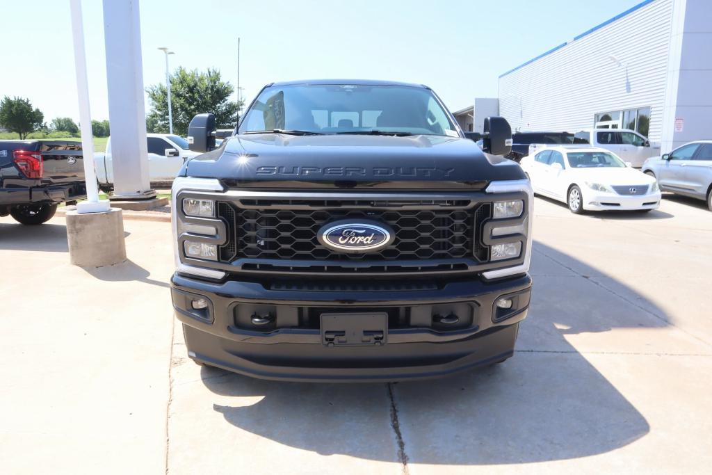 new 2025 Ford F-250 car, priced at $66,569