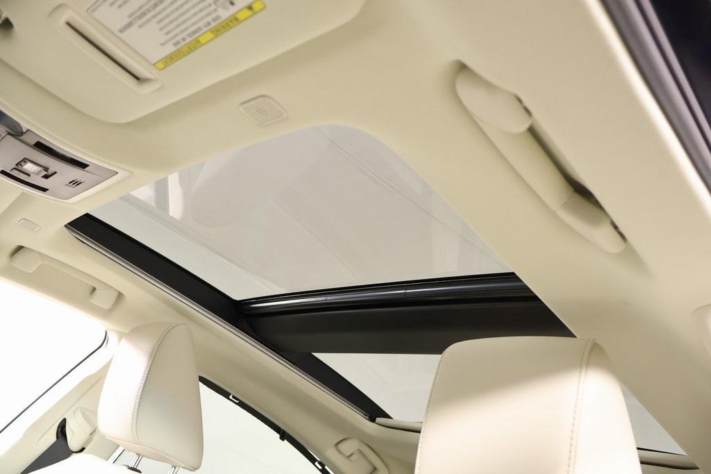 used 2025 Lexus ES 350 car, priced at $51,131