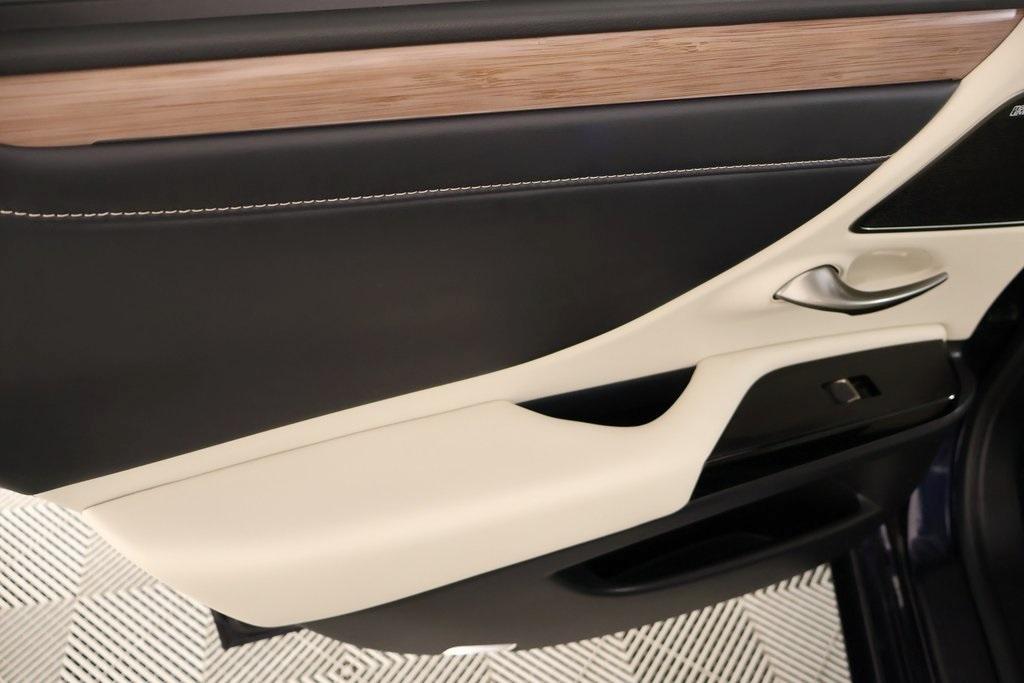 used 2025 Lexus ES 350 car, priced at $51,131