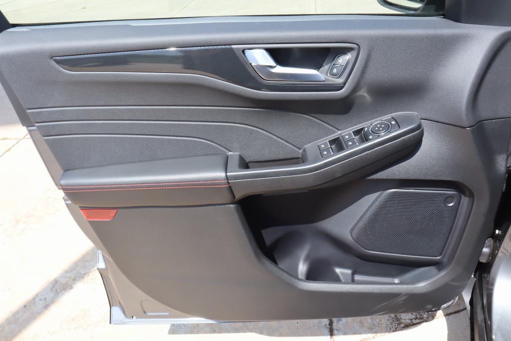 new 2025 Ford Escape car, priced at $28,372