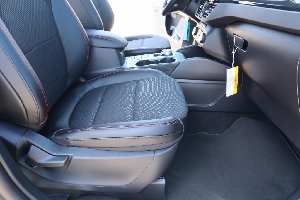 new 2025 Ford Escape car, priced at $28,372