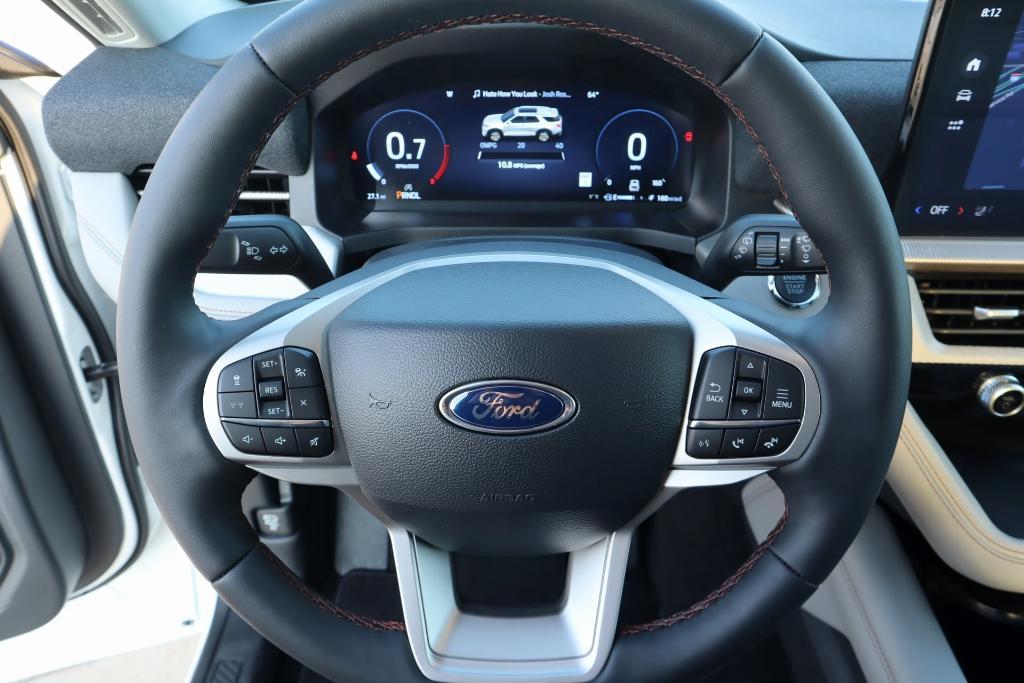 new 2025 Ford Explorer car, priced at $46,376