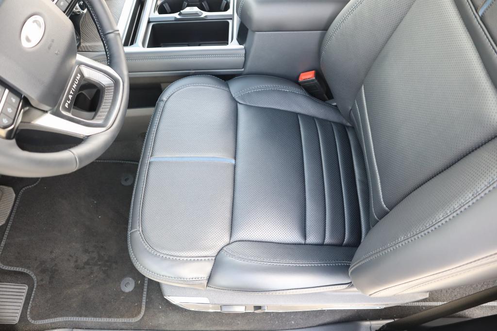 new 2025 Ford F-250 car, priced at $87,356