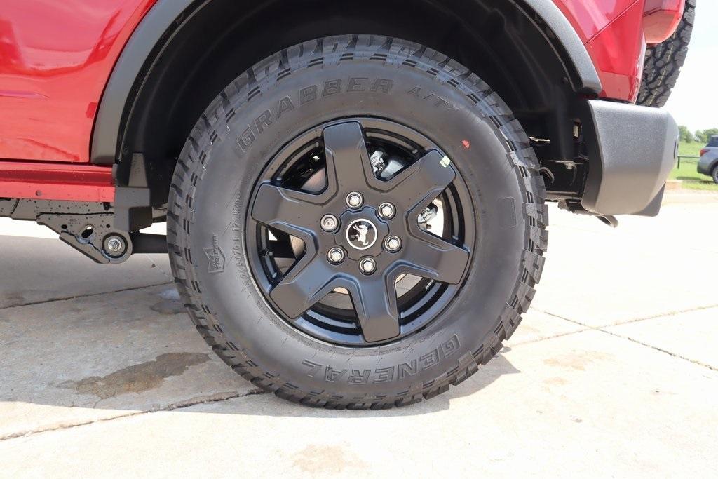 new 2025 Ford Bronco car, priced at $45,102