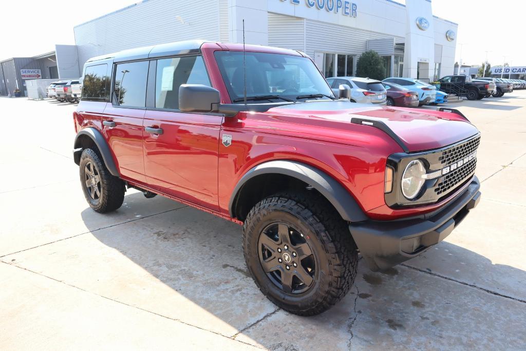 new 2025 Ford Bronco car, priced at $45,102