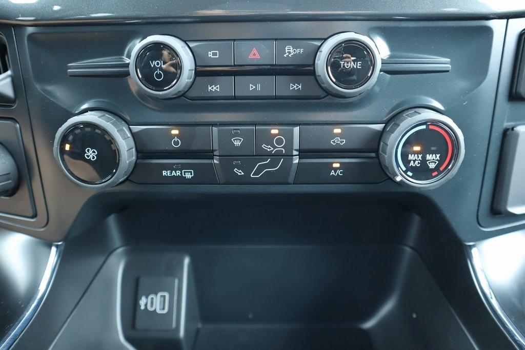 new 2025 Ford F-150 car, priced at $41,529