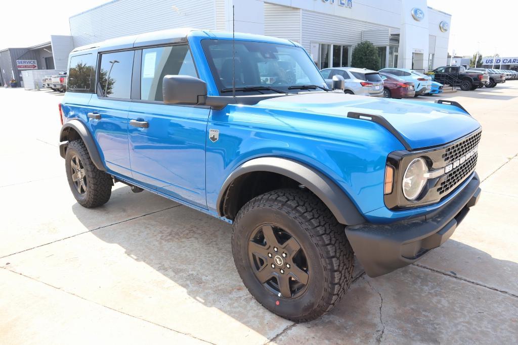new 2025 Ford Bronco car, priced at $45,010