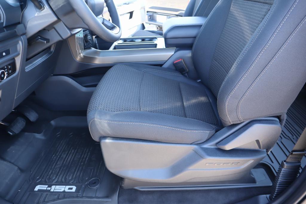 new 2025 Ford F-150 car, priced at $54,052