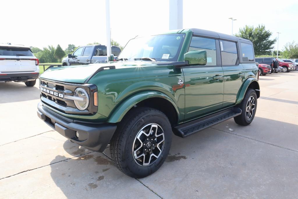 new 2025 Ford Bronco car, priced at $52,290