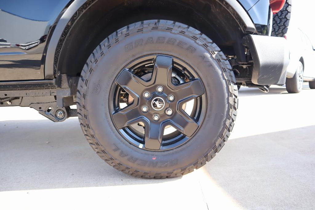 new 2025 Ford Bronco car, priced at $44,959