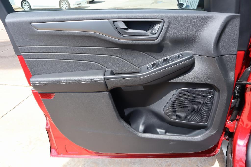 new 2025 Ford Escape car, priced at $28,049