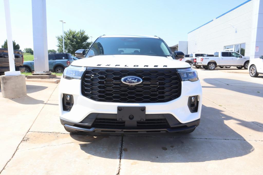 new 2025 Ford Explorer car, priced at $51,070