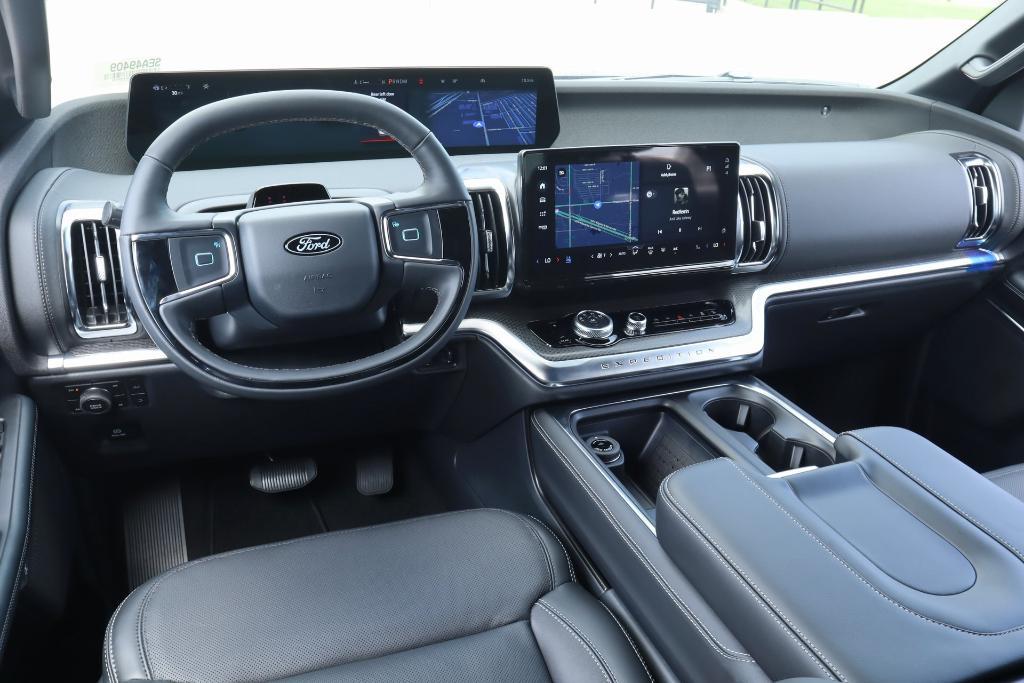 new 2025 Ford Expedition car, priced at $80,355
