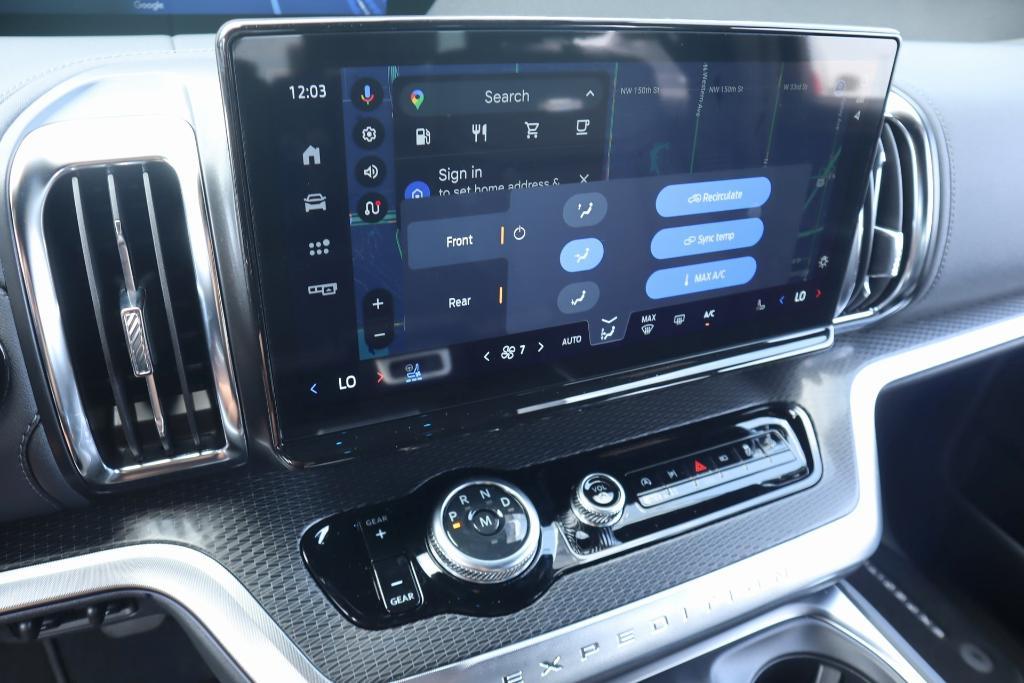 new 2025 Ford Expedition car, priced at $80,355