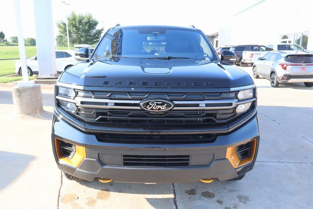 new 2025 Ford Expedition car, priced at $78,524
