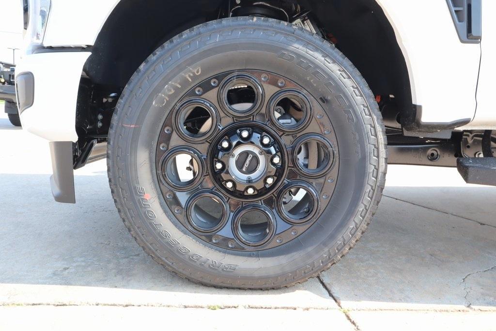 new 2025 Ford F-250 car, priced at $80,004