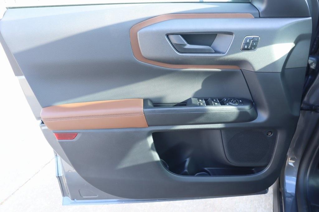 new 2025 Ford Bronco car, priced at $41,808