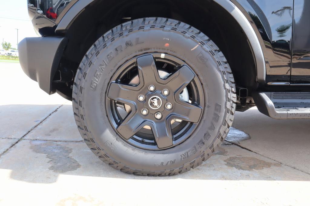 new 2025 Ford Bronco car, priced at $57,965