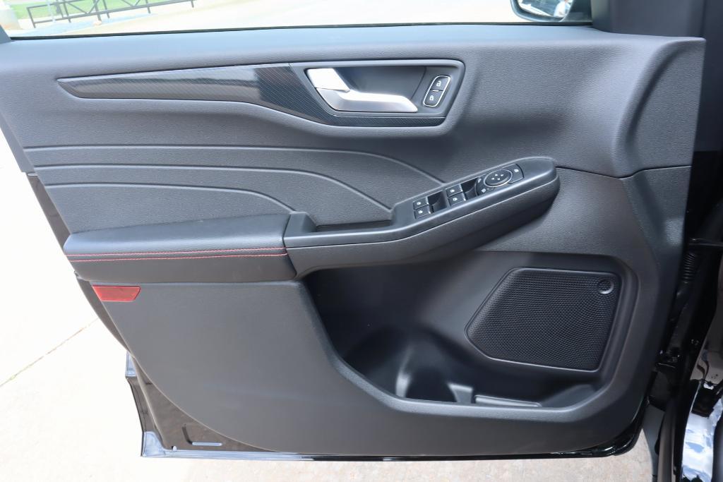 new 2025 Ford Escape car, priced at $29,287
