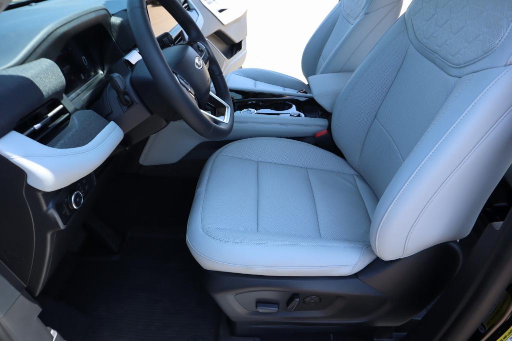 new 2025 Ford Explorer car, priced at $56,544