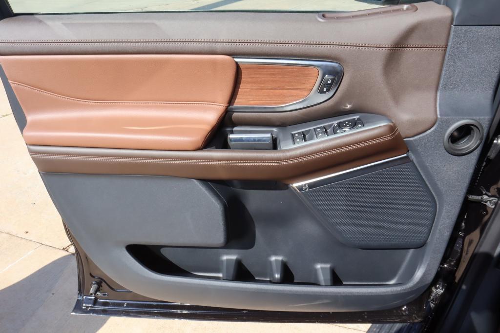 new 2025 Ford Expedition car, priced at $84,650