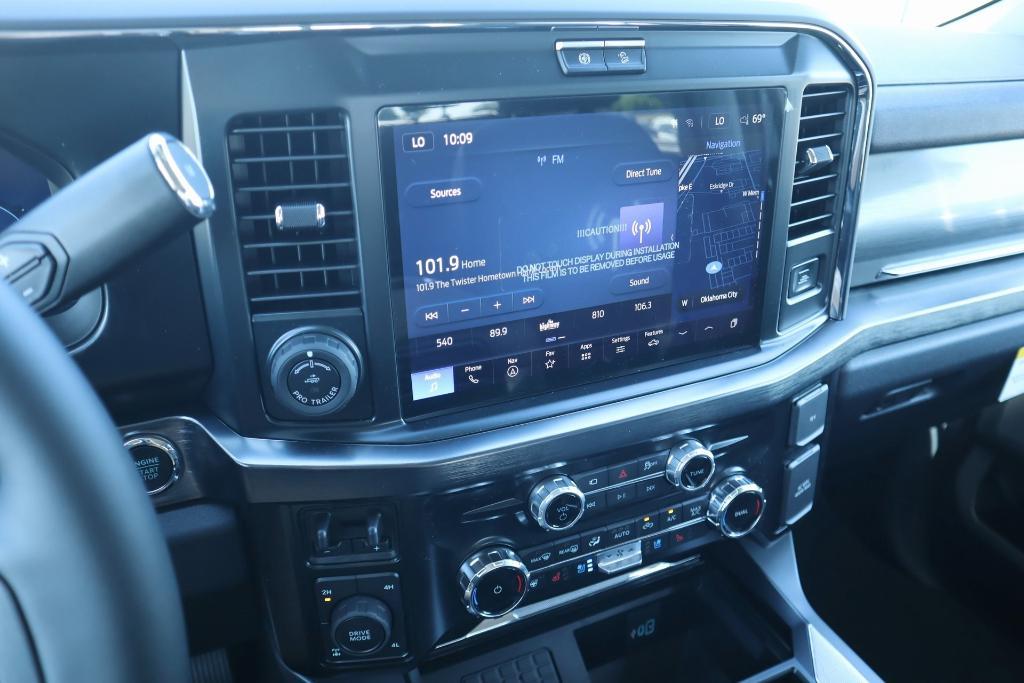 new 2025 Ford F-250 car, priced at $82,594