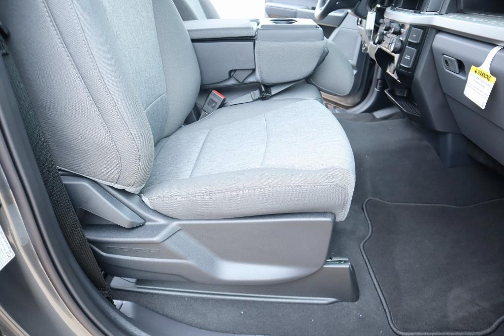 new 2025 Ford F-350 car, priced at $72,520