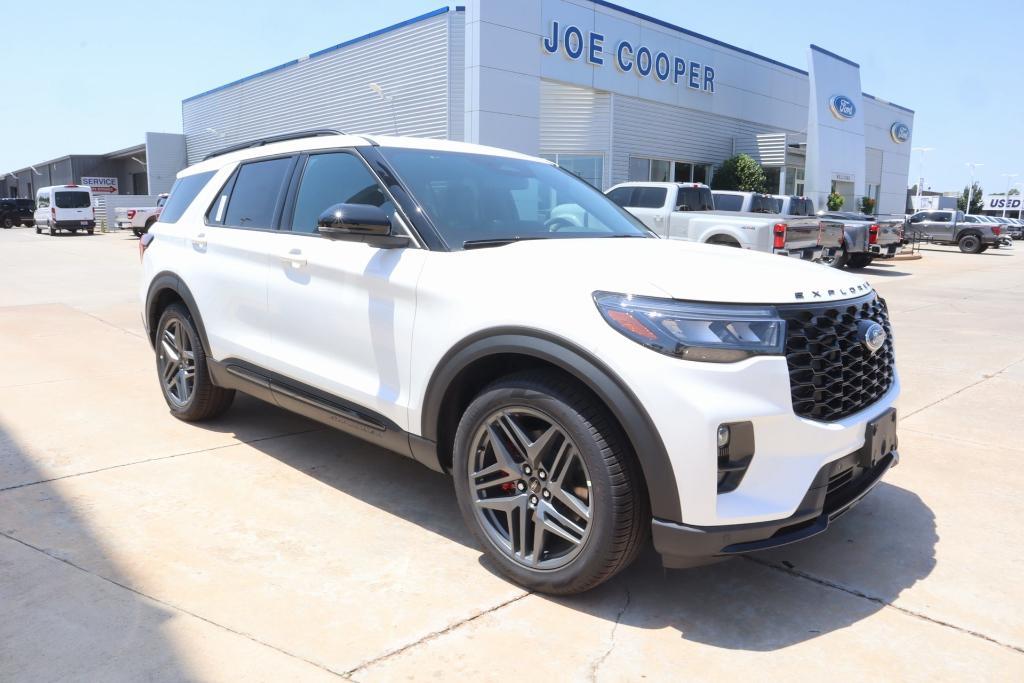 new 2025 Ford Explorer car, priced at $61,300