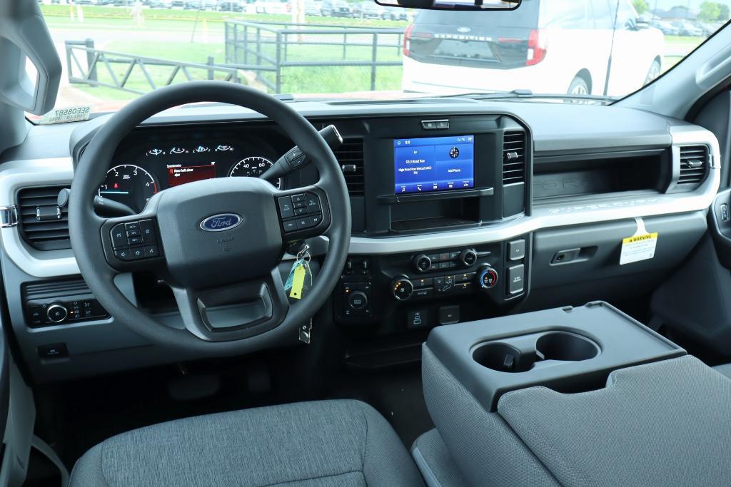 new 2025 Ford F-250 car, priced at $64,260