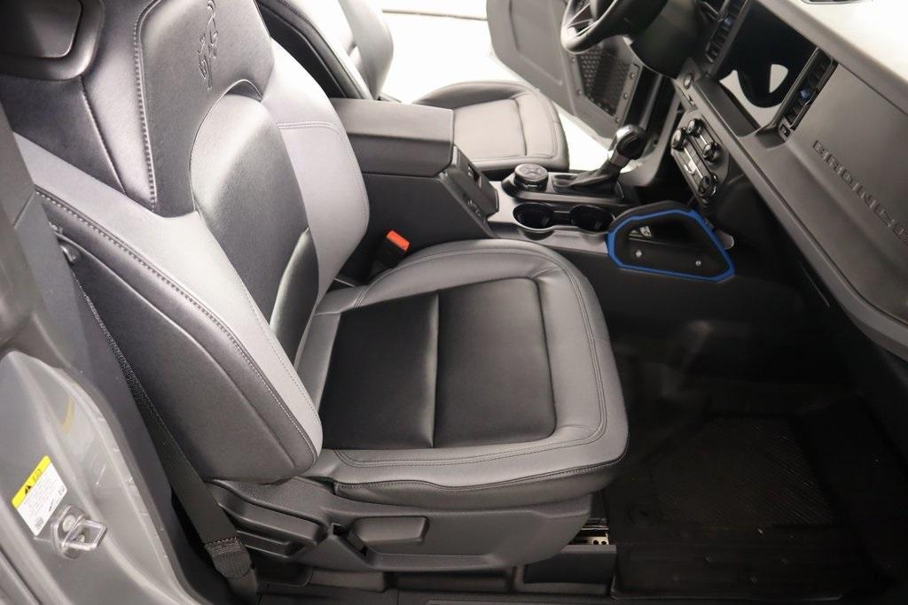 used 2024 Ford Bronco car, priced at $45,274
