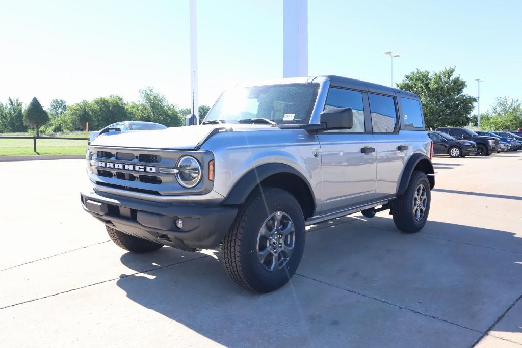 new 2024 Ford Bronco car, priced at $42,038