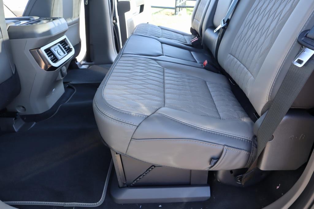 new 2025 Ford F-250 car, priced at $100,675