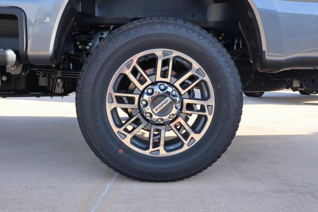 new 2025 Ford F-250 car, priced at $100,675