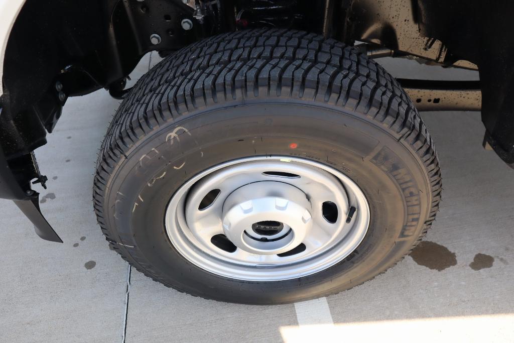 new 2025 Ford F-250 car, priced at $51,966