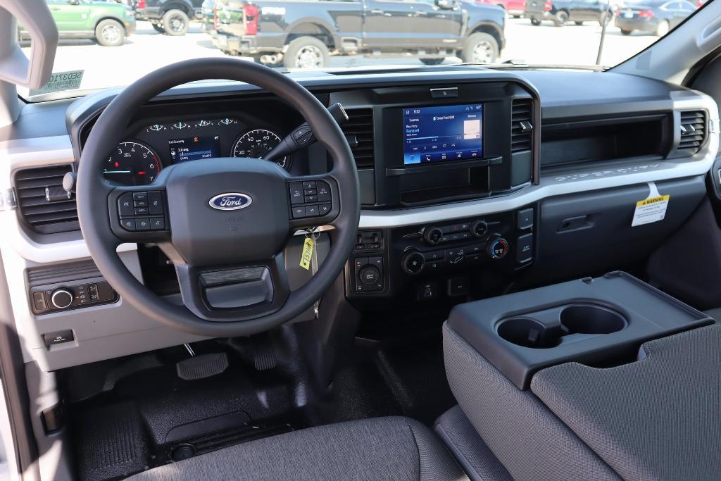 new 2025 Ford F-250 car, priced at $51,966