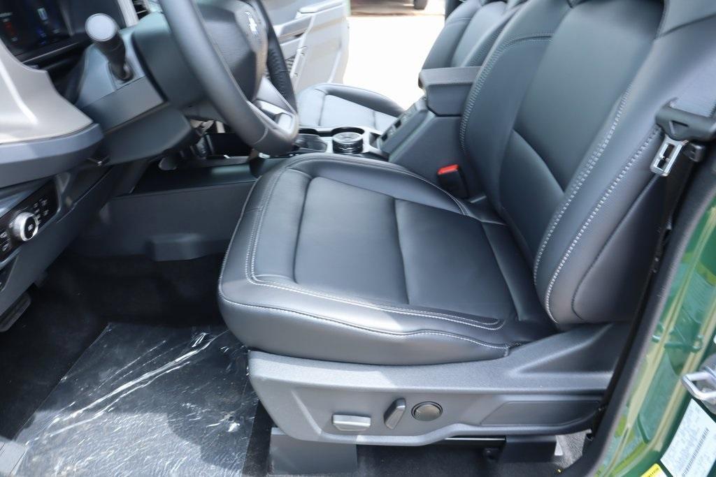 new 2025 Ford Bronco car, priced at $52,573
