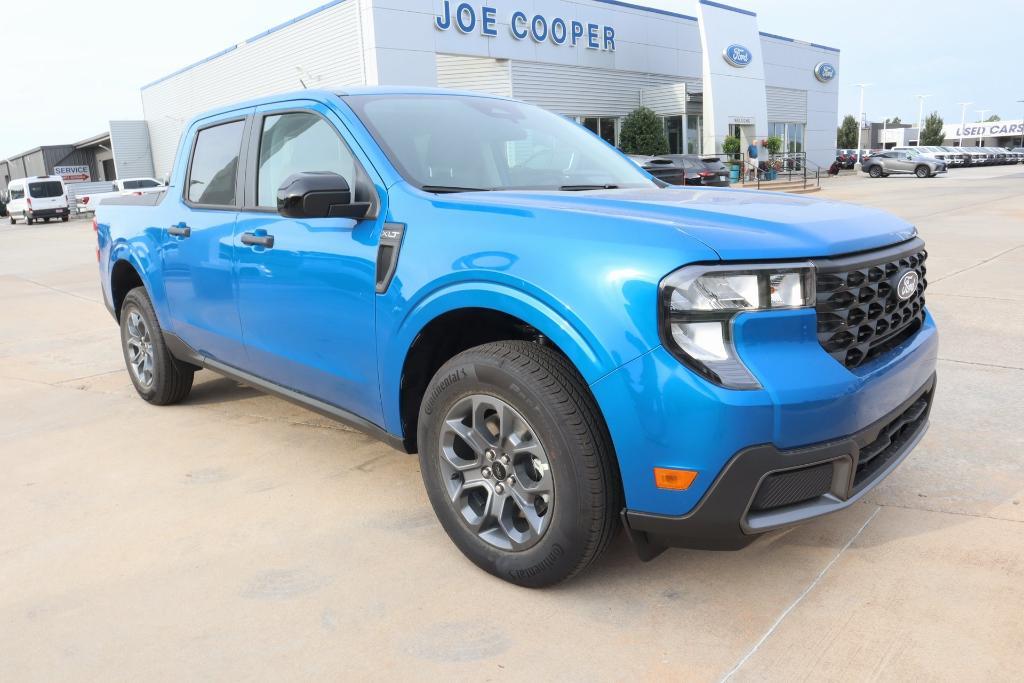 new 2025 Ford Maverick car, priced at $37,673