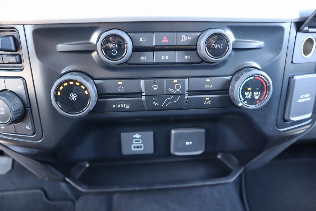 new 2025 Ford F-250 car, priced at $66,024