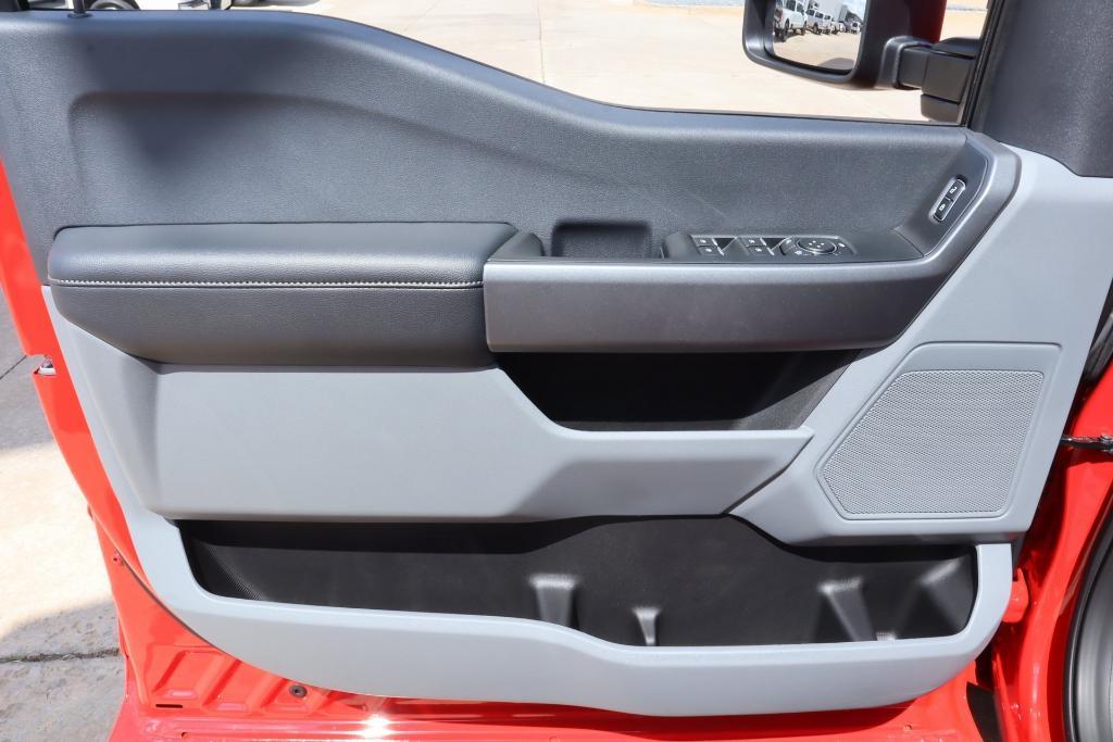 new 2025 Ford F-250 car, priced at $66,024