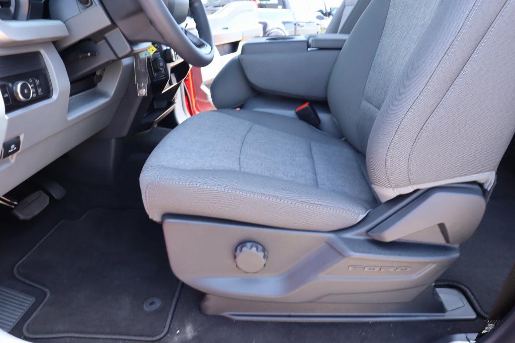 new 2025 Ford F-250 car, priced at $66,024
