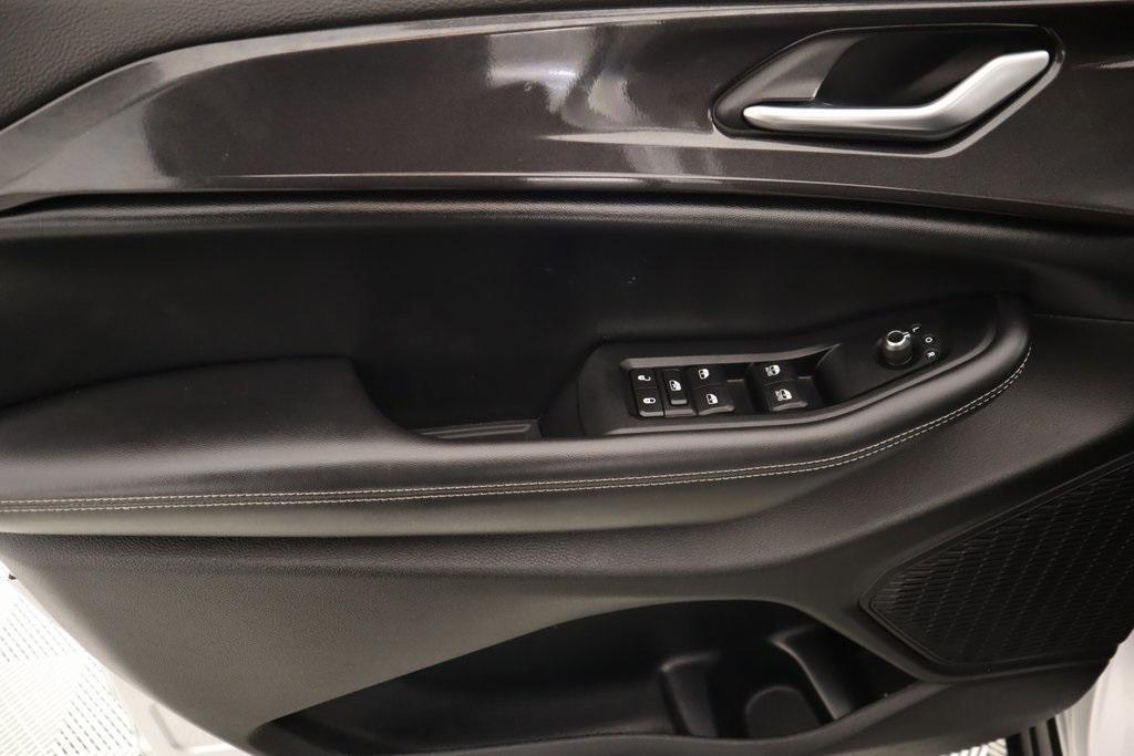 used 2023 Jeep Grand Cherokee L car, priced at $28,389