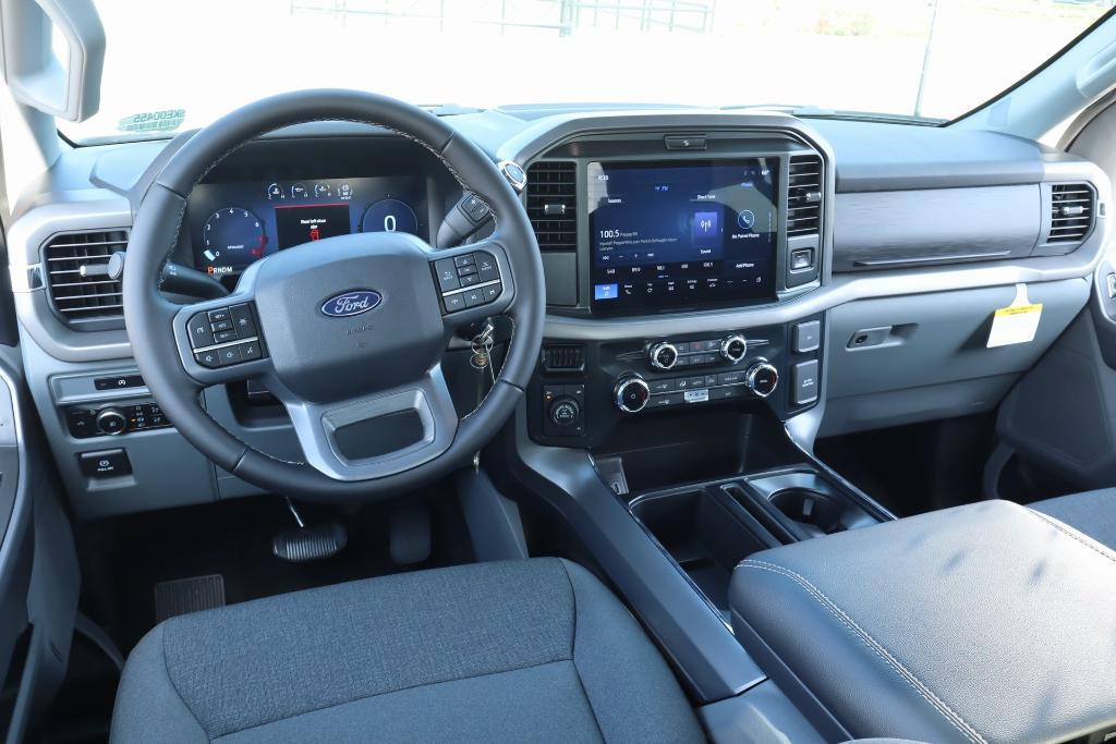 new 2025 Ford F-150 car, priced at $53,912