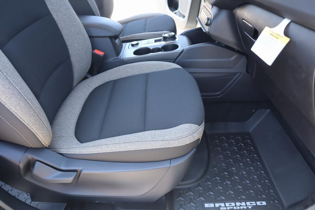 new 2025 Ford Bronco Sport car, priced at $31,383