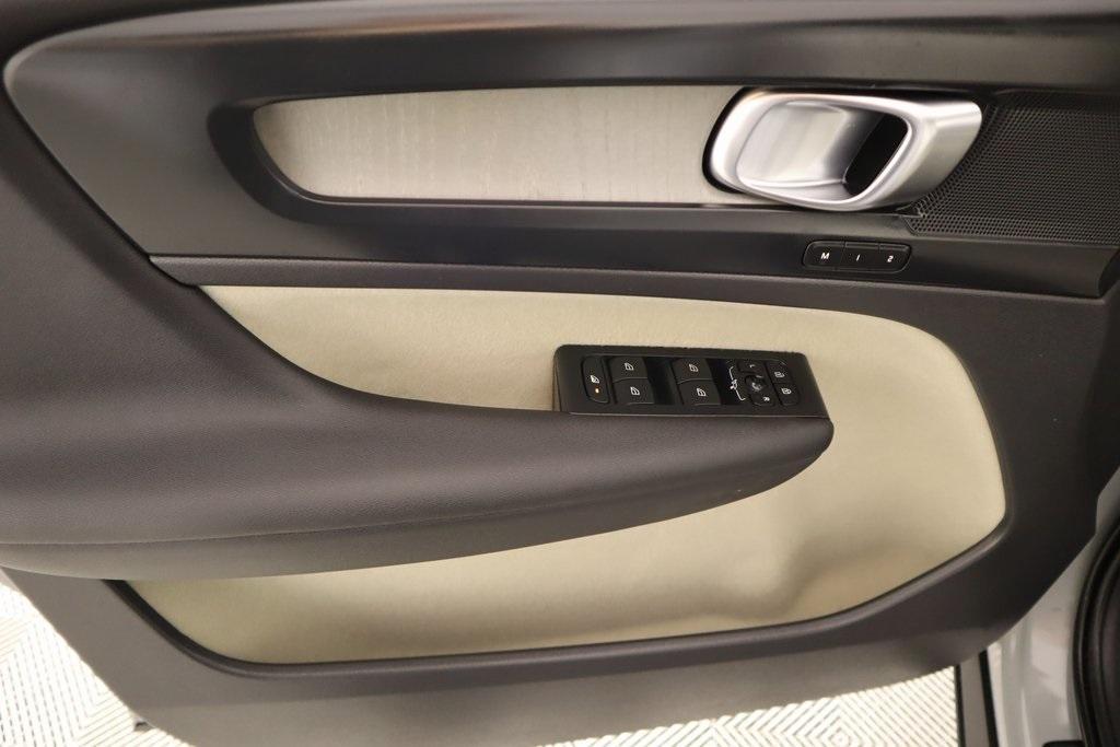 used 2024 Volvo XC40 car, priced at $32,598