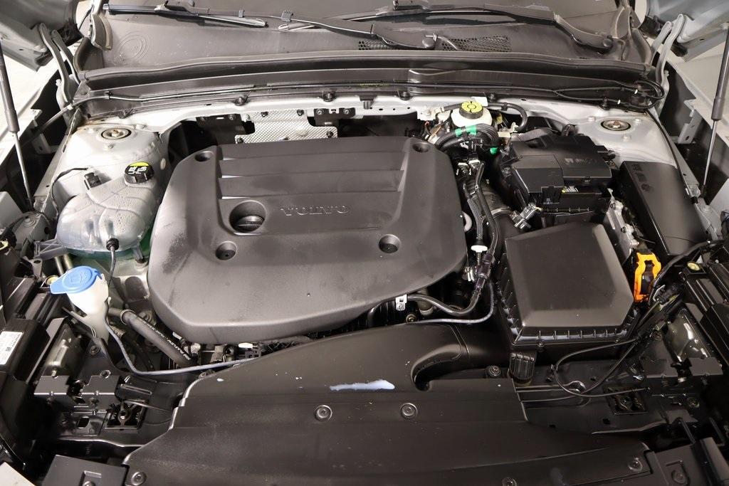 used 2024 Volvo XC40 car, priced at $32,598